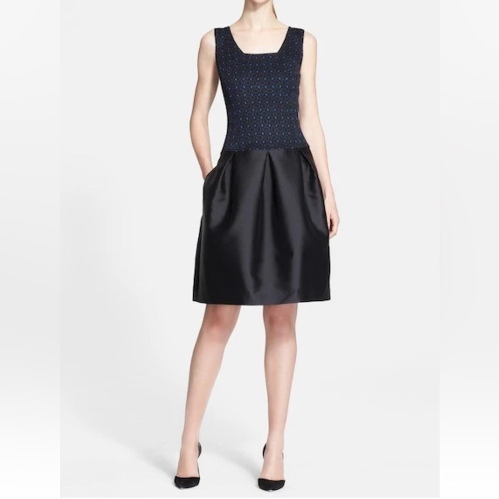 ST. JOHN Etched Geo Sparkle Jacquard and Mikado Dress Black Blue Satin Women’s 8